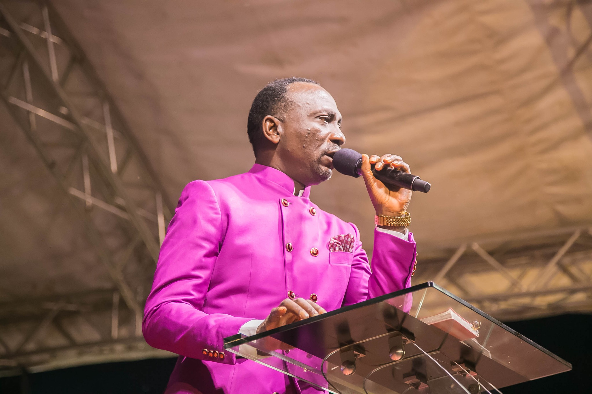 Praising At All Times And Seasons mp3 By Dr Paul Enenche